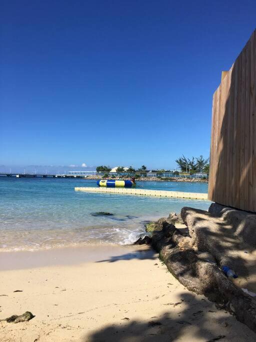 Ocho Rios 2 Bedroom Apartment/Flat Kültér fotó